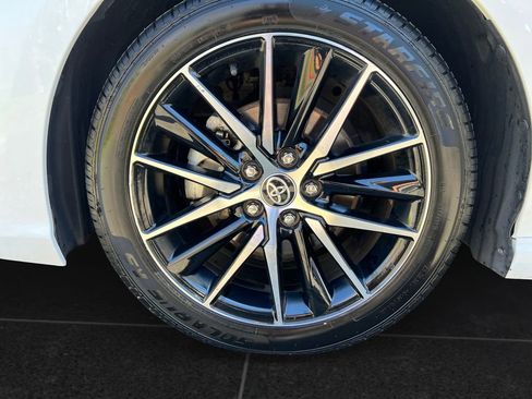 Used 2023 Toyota Camry SE FWD image 9