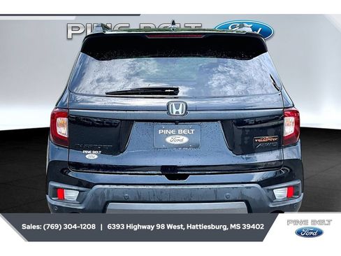 Used 2023 Honda Passport TrailSport image 4
