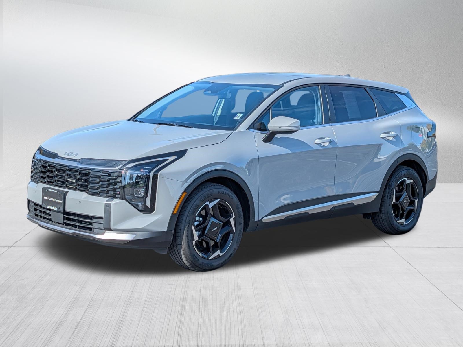 Certified 2026 Kia Sportage EX FWD image 3