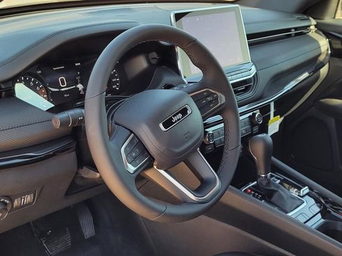 New 2025 Jeep Compass Latitude w/ Altitude Special Edition image 16