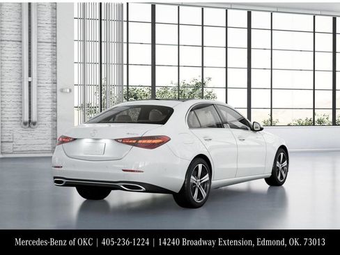 Used 2025 Mercedes-Benz C 300 4MATIC Sedan image 22