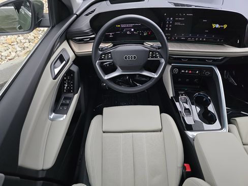 Certified 2025 Audi Q5 Prestige AWD/4WD image 36
