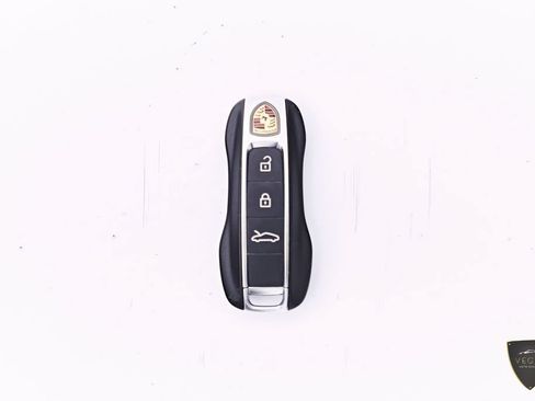 Used 2022 Porsche 911 Turbo S AWD/4WD image 91