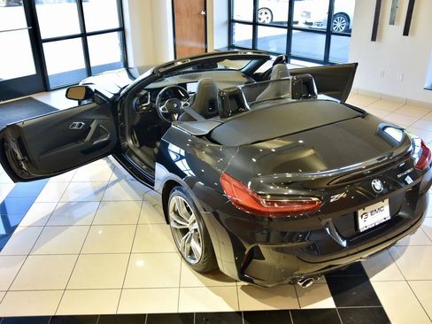 Used 2026 BMW Z4 sDrive30i RWD image 13