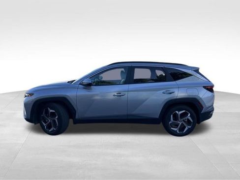 Used 2022 Hyundai Tucson SEL w/ Convenience + Premium Package FWD image 4