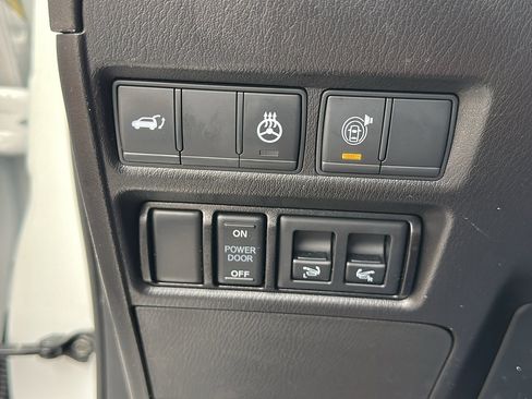 Used 2022 INFINITI QX80 Sensory image 18