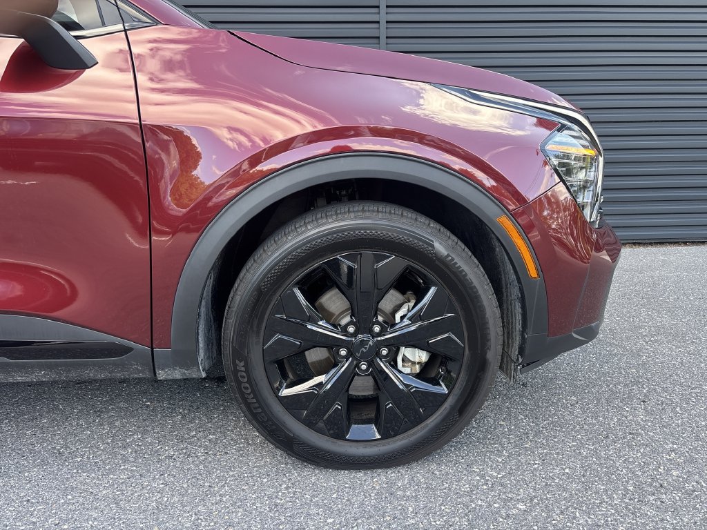 Used 2025 Kia Sportage X-Line AWD/4WD image 9
