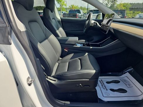 Used 2020 Tesla Model Y Long Range AWD/4WD image 14