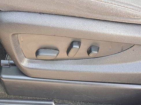 Used 2016 GMC Sierra 1500 SLE w/ SLE Value Package image 6