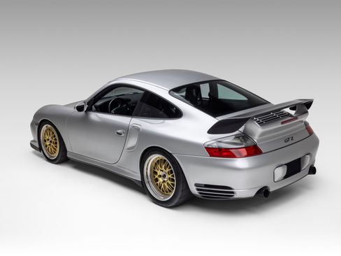 Used 2003 Porsche 911 GT2 RWD image 3