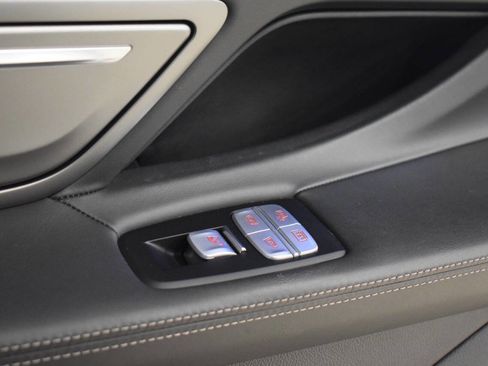 Used 2018 BMW 750i image 44