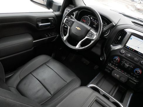 Used 2021 Chevrolet Silverado 3500 LTZ w/ LTZ Premium Package image 9