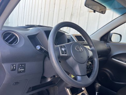 Used 2014 Scion xD image 10