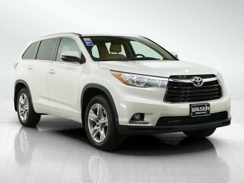 Used 2015 Toyota Highlander Limited image 7