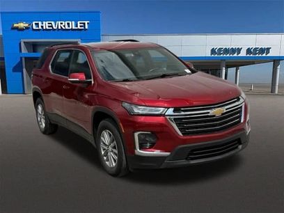 Used 2023 Chevrolet Traverse LT