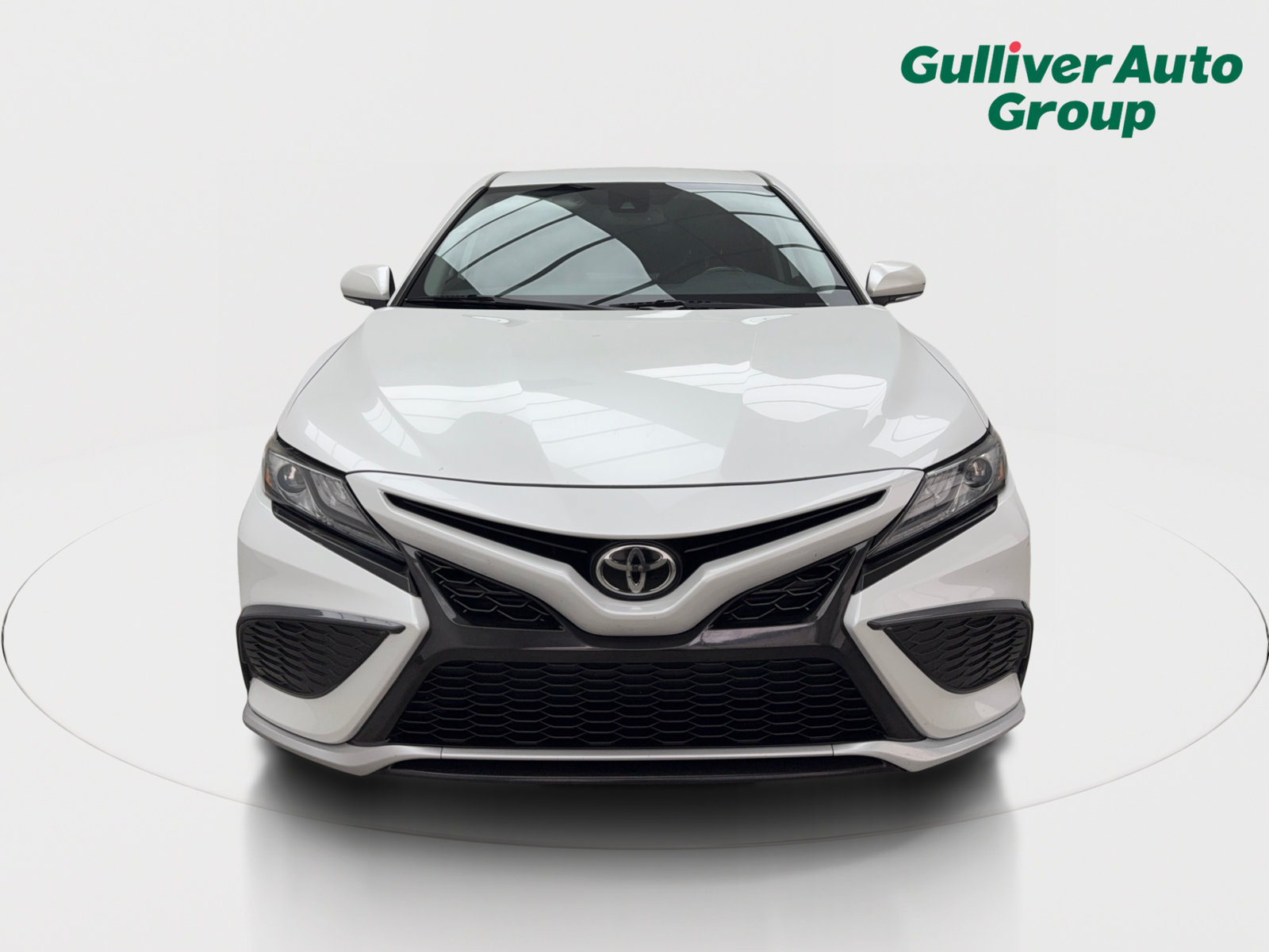 Used 2021 Toyota Camry XSE FWD image 7