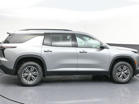 New 2026 Chevrolet Traverse LT FWD image 8