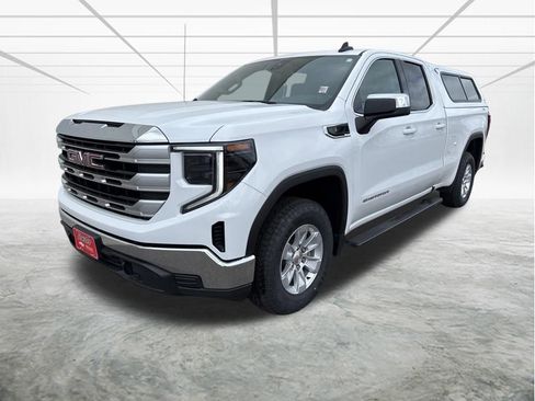 Used 2023 GMC Sierra 1500 SLE AWD/4WD image 1