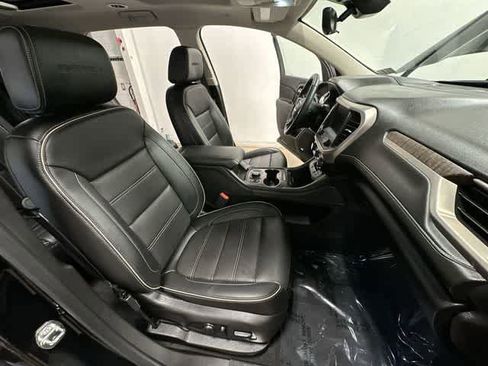 Used 2023 GMC Acadia Denali w/ Denali Ultimate Package image 25