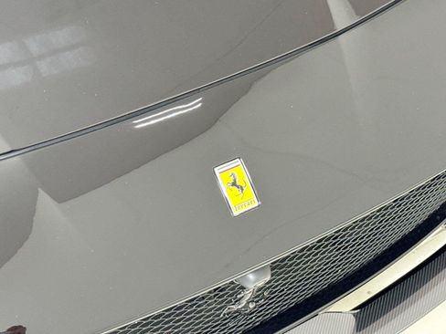 Used 2021 Ferrari 812 GTS RWD image 32