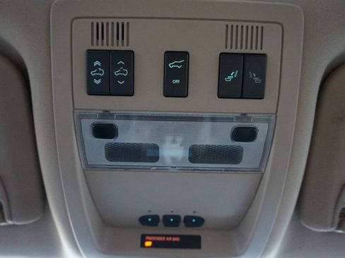 Used 2008 Chevrolet Tahoe LTZ w/ LTZ Preferred Equipment Group image 36