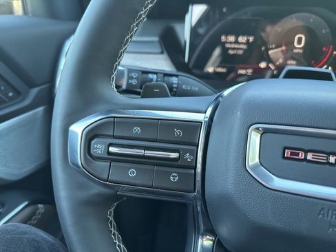 New 2026 GMC Acadia Denali Ultimate w/ LPO, Floor Liner Package AWD/4WD image 28