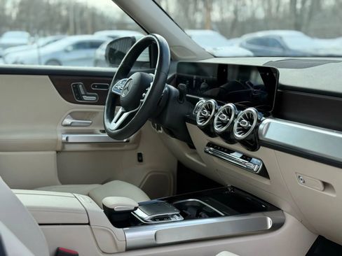 Used 2020 Mercedes-Benz GLB 250 4MATIC image 50