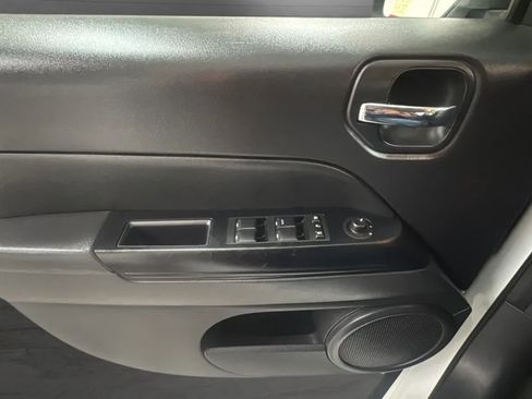 Used 2016 Jeep Patriot Sport w/ Power Value Group FWD image 16