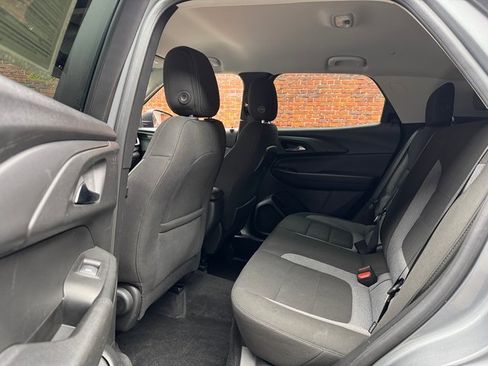 Used 2024 Chevrolet TrailBlazer LS w/ LS Convenience Package image 23