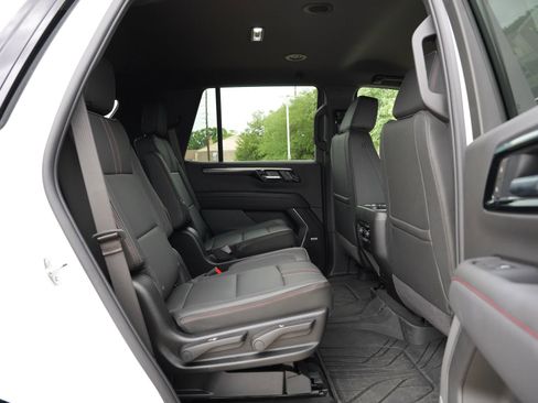 Used 2026 Chevrolet Tahoe RST w/ Comfort Package RWD image 25