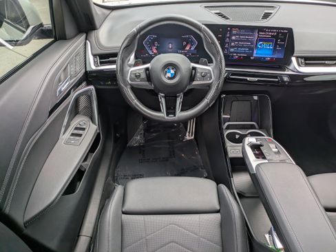 Used 2023 BMW X1 xDrive28i w/ M Sport Package AWD/4WD image 15