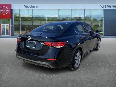 Certified 2024 Nissan Sentra S image 5