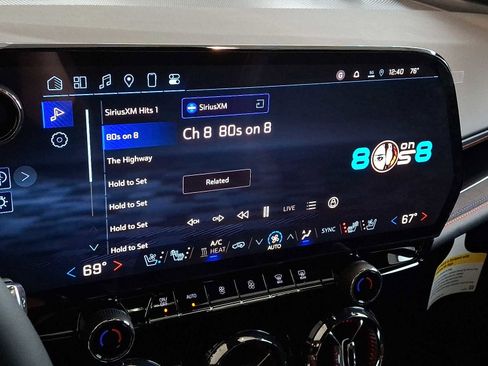 Used 2025 Chevrolet Blazer EV RS image 18