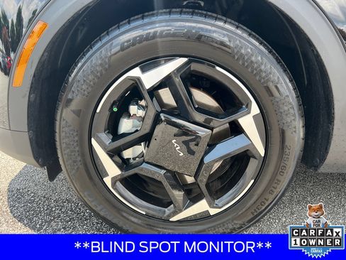 Used 2026 Kia Sportage EX w/ EX Panorama Roof Package FWD image 11
