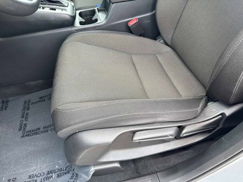 Used 2023 Honda CR-V LX image 19