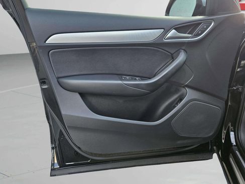 Used 2018 Audi Q3 2.0T Premium image 14