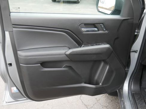 Used 2023 Chevrolet Colorado LT w/ LT Convenience Package image 13