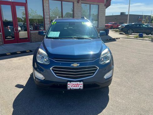 Used 2017 Chevrolet Equinox LT w/ Convenience Package AWD/4WD image 2