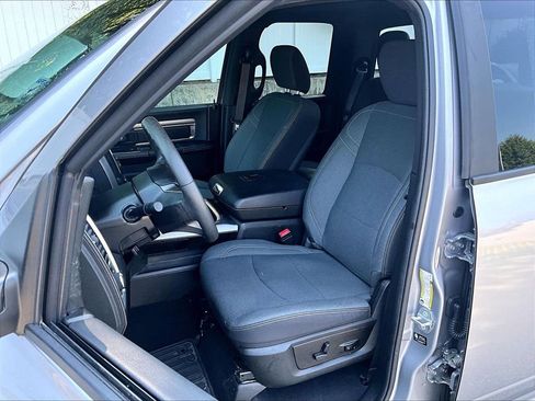 Used 2022 RAM 1500 Warlock AWD/4WD image 10
