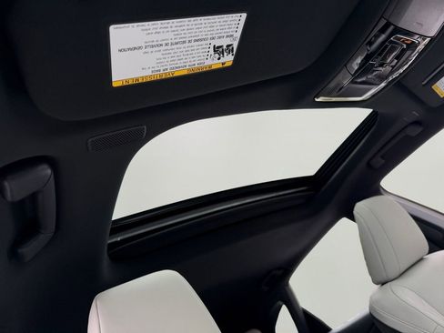 New 2026 Lexus RX 350h AWD/4WD image 4