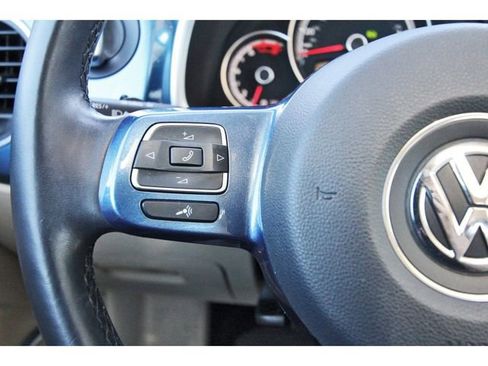 Used 2019 Volkswagen Beetle 2.0T SE image 17