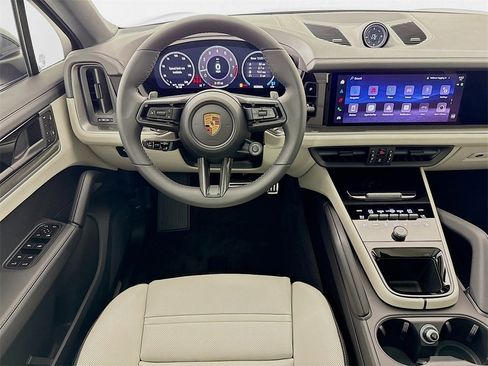 New 2026 Porsche Cayenne S image 27