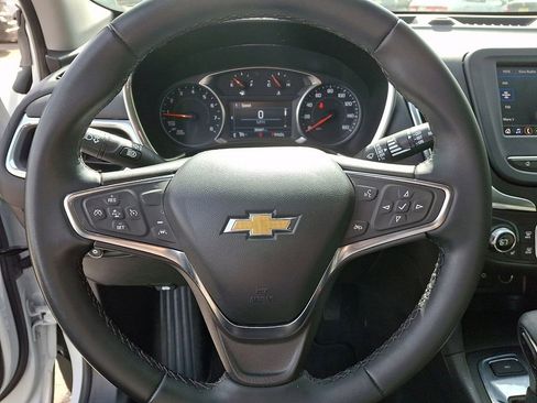 Used 2024 Chevrolet Equinox LT AWD/4WD image 24