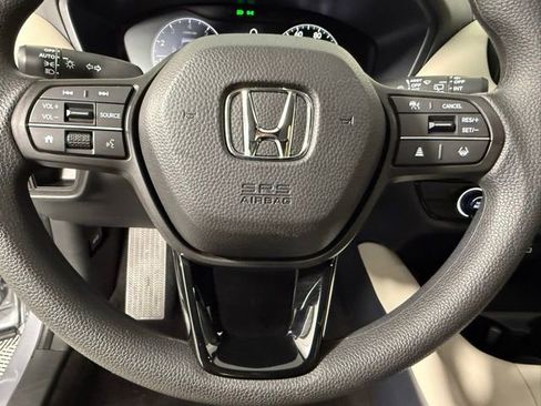 Used 2023 Honda HR-V LX image 18