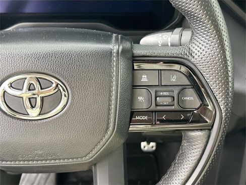 Used 2023 Toyota Tundra Limited image 24