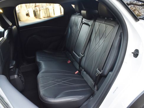 Used 2022 Ford Mustang Mach-E Select image 25