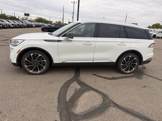 Used 2020 Lincoln Aviator Reserve w/ Equipment Group 202A AWD/4WD image 7