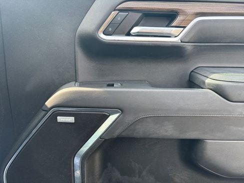 Used 2023 Chevrolet Silverado 1500 RST w/ Convenience Package II image 18