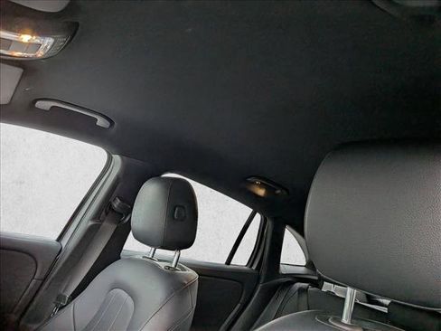 Used 2021 Mercedes-Benz GLA 250 4MATIC image 15