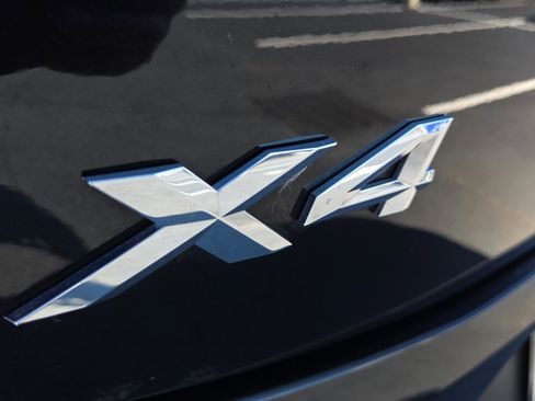 Used 2022 BMW X4 xDrive30i w/ Parking Assistance Package image 19